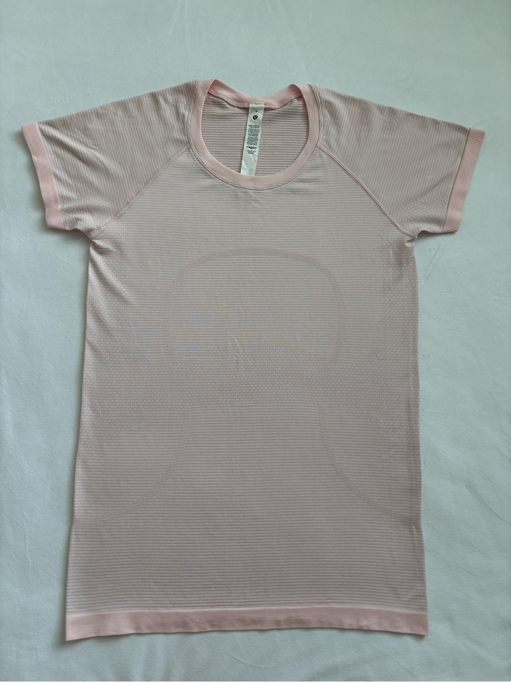 Lululemon Swiftly Tech Short Sleeve 2.0 Strawberry Milkshake Size 8 WORN ONCE